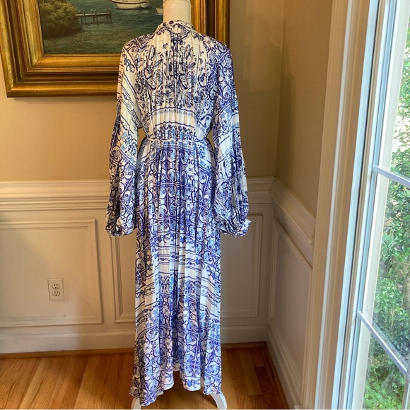 CHICWISH Blue White Tile Italian Print Pleated Long Sleeve Maxi Dress - Picture 10 of 14